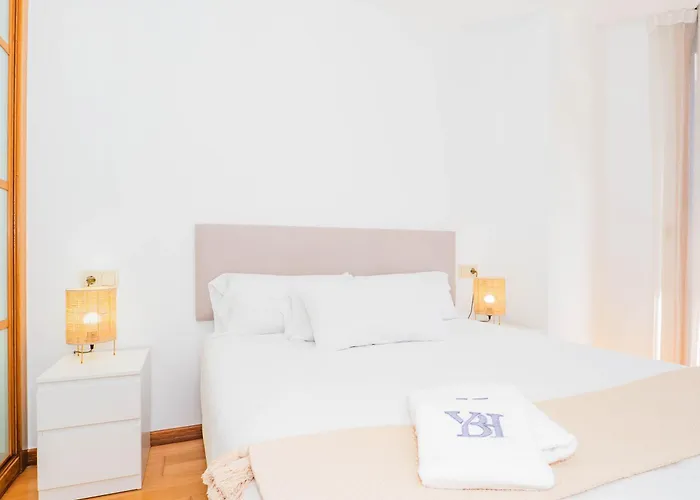 Ybh Paraguay, 15 Con Parking Gratis *